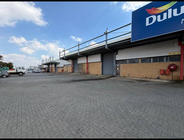 1,334M² WAREHOUSE TO LET IN HALFWAY HOUSE